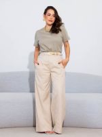 Blusa Feminina Básica Manga Curta Clara