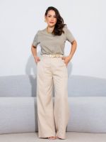 Blusa Feminina Básica Manga Curta Clara