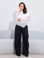 Blusa Feminina Básica Manga Curta Clara