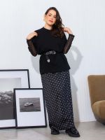 T-Shirt Feminina Gola Redonda Poliana