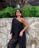 Blusa Capa Laguna - Preto