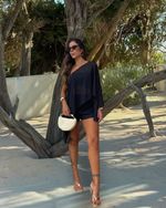 Blusa Capa Laguna - Preto