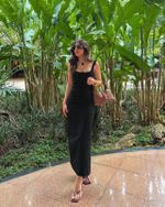 Vestido Midi Stella - Preto