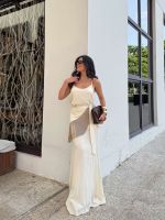 Blusa Assimétrica Holly - Marfim