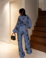 Calça Bordada Aruna - Azul