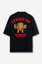 Camiseta Oversized Leg Day On - Preta