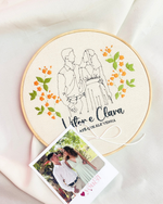 Quadro bordado com Foto + Flores + Frases