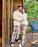 Par Pijamas Casal Fleece - Marrom
