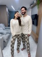 Par Pijamas Casal Fleece - Marrom quadriculado