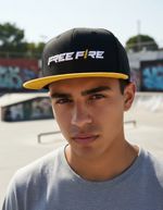 Boné Free Fire Aba Reta New Era Preto/amarelo Original