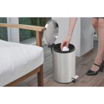 Lixeira Inox com Pedal Tramontina Brasil Plus com Acabamento Scotch Brite 5L