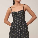 Vestido bordado curto preto