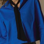 Camisa Cropped cobalto