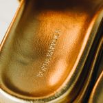 CHINELO CAPRA OURO LIGHT