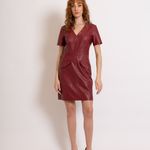VESTIDO CURTO COURO