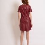 VESTIDO CURTO COURO
