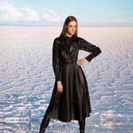 VESTIDO MIDI COURO
