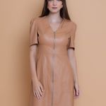 VESTIDO CURTO COURO