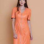 VESTIDO CURTO COURO
