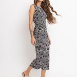 VESTIDO MIDI FLUITY DROP