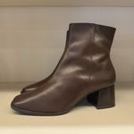 BOTA DE COURO CANO CURTO