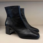 BOTA DE COURO CANO CURTO