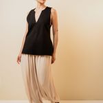 Blusa Decote V Alento | Alento V-Neck Top