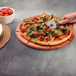 Cortador para Pizza Utilitá Inox com Cabo de Polipropileno Preto Tramontina UN