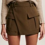 SHORTS SAIA VANIA                                                                                    VERDE MILITAR