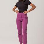Calça Feminina Mom Sarja Zíper Básica Disparate