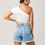 Shorts Jeans Barra Desfiada Feminino Disparate