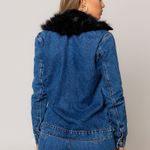 Jaqueta Jeans Feminina Capuz com Pelo Disparate
