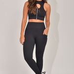 Legging Fitness Preta Com Bolso Canelada