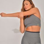 Conjunto Short Fitness Com Bolso Grafite Duas Fitas