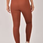 Legging Fitness Feminina Texturizada Marrom Sense