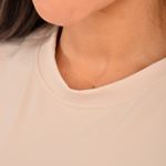 Blusa Gola Redonda Feminina Off White Básica Zen