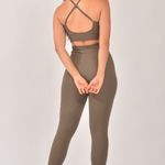 Conjunto Legging Fitness Cintura Alta Marrom Acinzentado Glam