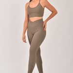 Conjunto Legging Fitness Cintura Alta Marrom Acinzentado Glam