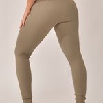 Legging Fitness Canelada Básica Acinzentado Bold