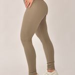 Legging Fitness Canelada Básica Acinzentado Bold