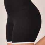 Short Fitness Cintura Alta Preto Clean