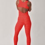 Macacão Jacquard Com Alças Largas Vermelho DC