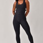 Macacão Jacquard Com Alças Largas Preto DC