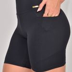 Bermuda Fitness Cintura Alta Com Bolso Preta