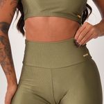 Conjunto Short Fitness Cintura Alta Verde Prada