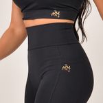 Bermuda Com Bolso Básica Preta JuPxt