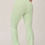 Calça Flare Cintura Alta Verde e Rosa JuPxt
