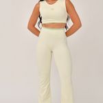 Conjunto Calça Flare Off White JuPxt