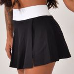 Short Saia Fitness Preto Flora