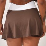 Short Saia Fitness Marrom Flora